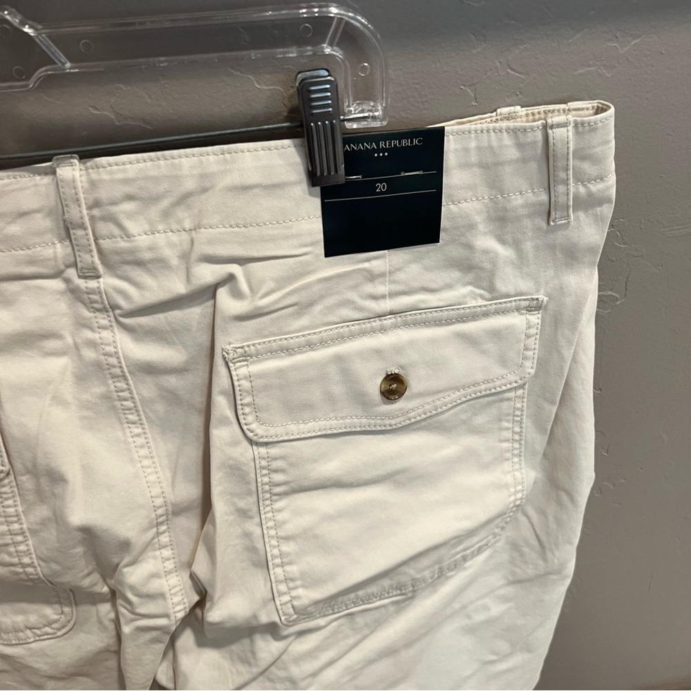 NWT Banana Republic Cream Authentic Chino Tailored Shorts Size 20 #L19 - Picture 10 of 15